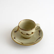 Load image into Gallery viewer, 白掛流描デミタス碗皿 / 柴田雅章