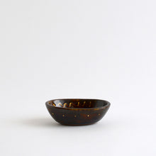 Load image into Gallery viewer, 飴釉流描楕円小鉢 / 柴田雅章
