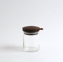 Load image into Gallery viewer, コーヒーキャニスターS ウォルナット材 / 田澤祐介