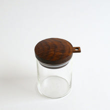 Load image into Gallery viewer, コーヒーキャニスターS ウォルナット材 / 田澤祐介