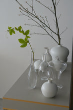 画像をギャラリービューアに読み込む, 瓶子 / 瀬沼健太郎