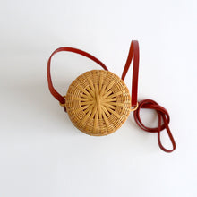 画像をギャラリービューアに読み込む, 竹筒大(紐赤) / 中山秀斗