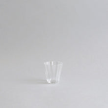 画像をギャラリービューアに読み込む, 12弁輪花. / 小林裕之・希