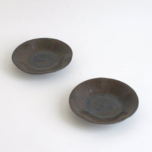 画像をギャラリービューアに読み込む, 黒釉皿S / 森本仁