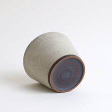 画像をギャラリービューアに読み込む, カップ(大/白) / 西村峰子