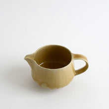 Load image into Gallery viewer, 黄灰釉ピッチャー / 森本仁