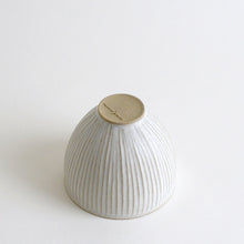 Load image into Gallery viewer, しのぎ丸カップ(白)/ 北岡幸士