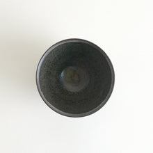 画像をギャラリービューアに読み込む, 線紋丸カップ(ブルーブラック)/ 北岡幸士
