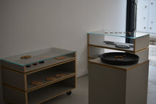 画像をギャラリービューアに読み込む, ナラ鉄染め盆 / 鈴木敬