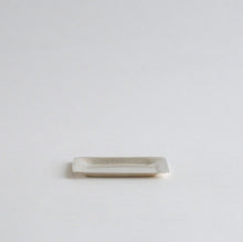 画像をギャラリービューアに読み込む, small plate / 鎌田奈穂