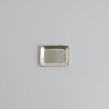 画像をギャラリービューアに読み込む, small plate / 鎌田奈穂