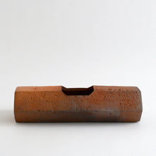 Load image into Gallery viewer, 備前花器 / 森本仁