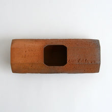 Load image into Gallery viewer, 備前花器 / 森本仁