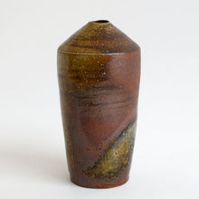 Load image into Gallery viewer, 備前花器 / 森本仁