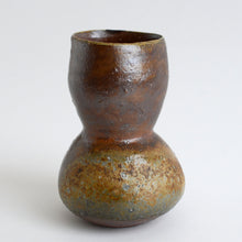 Load image into Gallery viewer, 備前花器 / 森本仁