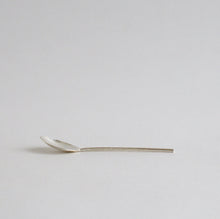 画像をギャラリービューアに読み込む, spoon / 鎌田奈穂