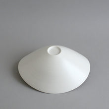 Load image into Gallery viewer, 楕円鉢大(柞) / 高久敏士