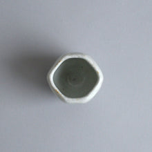 Load image into Gallery viewer, 粉引ぐい呑 / 森本仁