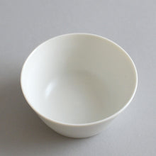 Load image into Gallery viewer, 台小鉢小(白) / 高久敏士