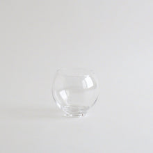 画像をギャラリービューアに読み込む, bubble cup　スキ / 有永浩太
