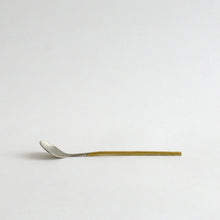 画像をギャラリービューアに読み込む, 刻印カトラリー(スプーン)#1 / moe matsuda