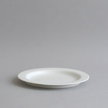 画像をギャラリービューアに読み込む, 洋皿中(白) / 高久敏士
