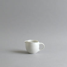 画像をギャラリービューアに読み込む, ミルクピッチャー丸(白) / 高久敏士
