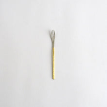 画像をギャラリービューアに読み込む, 刻印カトラリー(フォーク) / moe matsuda