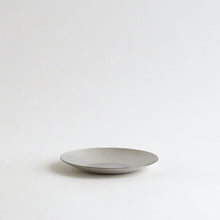 画像をギャラリービューアに読み込む, Rim plate / 鎌田奈穂