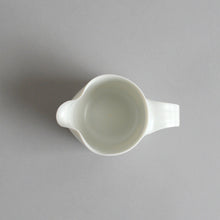 Load image into Gallery viewer, ミルクピッチャー角(白) / 高久敏士