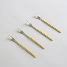 画像をギャラリービューアに読み込む, 刻印カトラリー(フォーク) / moe matsuda