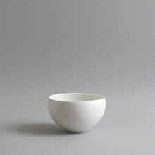 画像をギャラリービューアに読み込む, 丸飯碗大(白) / 高久敏士