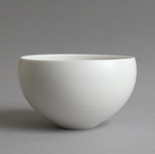 画像をギャラリービューアに読み込む, 丸飯碗大(白) / 高久敏士