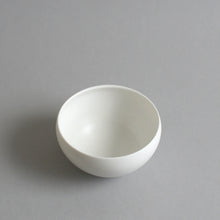 Load image into Gallery viewer, 丸飯碗中(柞) / 高久敏士