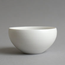 Load image into Gallery viewer, 丸飯碗小(白) / 高久敏士