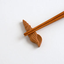 画像をギャラリービューアに読み込む, 箸置き 巻貝 / 中村志野