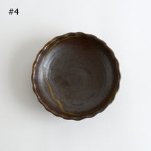 Load image into Gallery viewer, 花形4.5寸皿 / 西持田窯