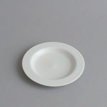 Load image into Gallery viewer, 洋皿小(白) / 高久敏士
