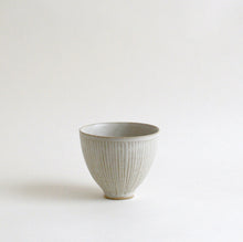画像をギャラリービューアに読み込む, しのぎ丸カップ(白02) / 北岡幸士
