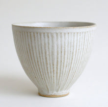 画像をギャラリービューアに読み込む, しのぎ丸カップ(白02) / 北岡幸士
