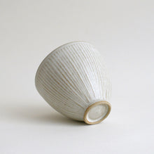 画像をギャラリービューアに読み込む, しのぎ丸カップ(白02) / 北岡幸士