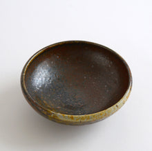 画像をギャラリービューアに読み込む, 5寸鉢 / 西持田窯