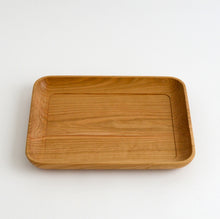 Load image into Gallery viewer, 桜隅丸盆 / 中沢学