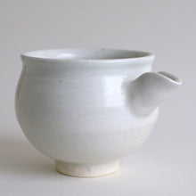 画像をギャラリービューアに読み込む, 白磁片口 / 高木剛