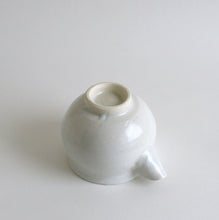画像をギャラリービューアに読み込む, 白磁片口 / 高木剛
