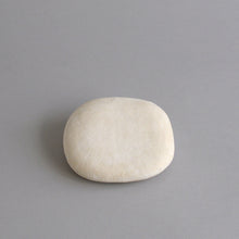 画像をギャラリービューアに読み込む, はりこ石 小 (白がさ) / 備中和紙