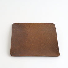 画像をギャラリービューアに読み込む, 備前四方皿 / 森本仁