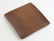 画像をギャラリービューアに読み込む, 備前四方皿 / 森本仁