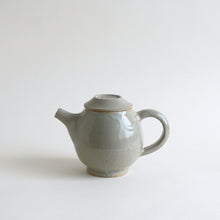 画像をギャラリービューアに読み込む, 青磁ポット / 高木剛