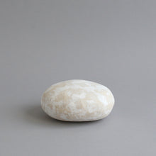 画像をギャラリービューアに読み込む, はりこ石 中 (がさ) / 備中和紙